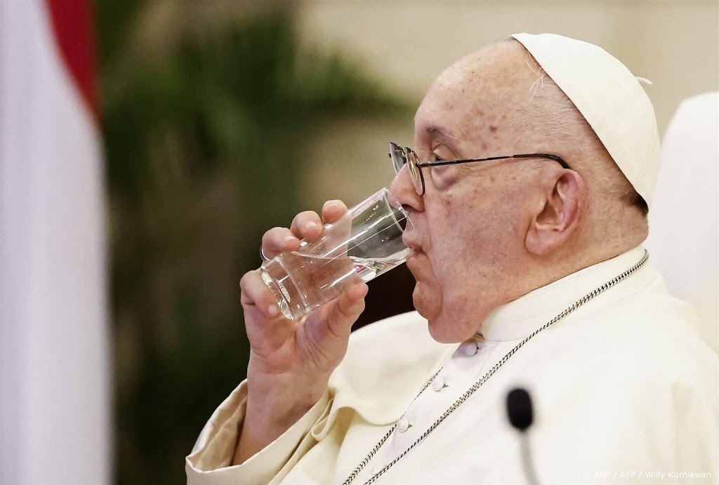 Paus Franciscus had rustige nacht volgens Vaticaan