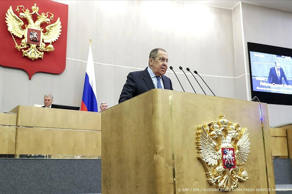 Lavrov prijst Trump voor uitspraken NAVO en oorlog Oekraïne