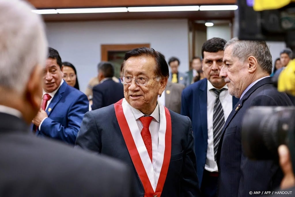 José María Balcázar is de nieuwe interim-president van Peru