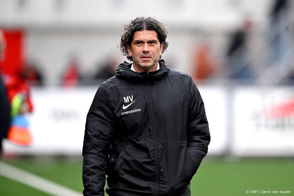 Trainer Verberne definitief weg bij FC Eindhoven na beenbreuk