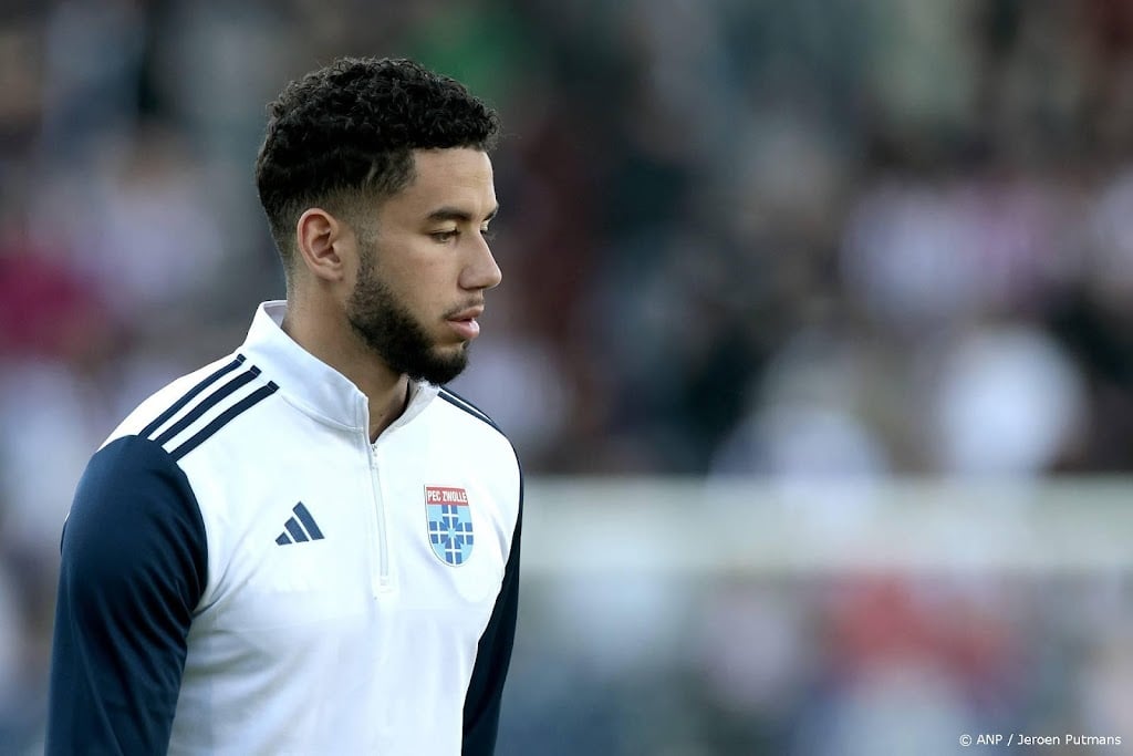 Lagsir (22) stopt als profvoetballer na zware knieblessures