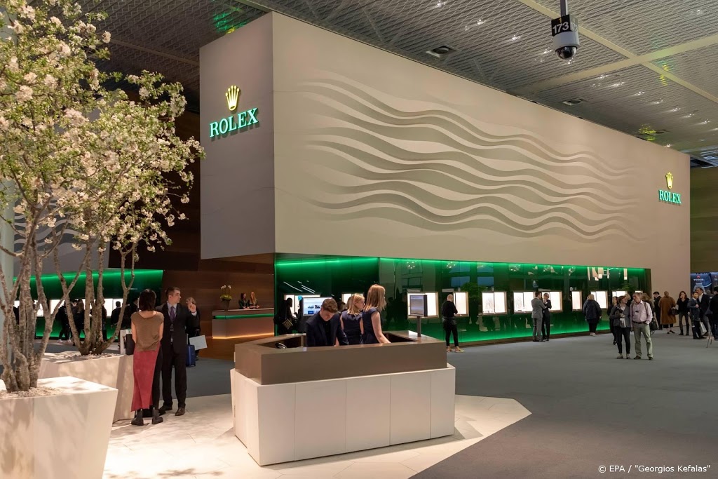 Horlogemaker Rolex gooit fabrieken dicht