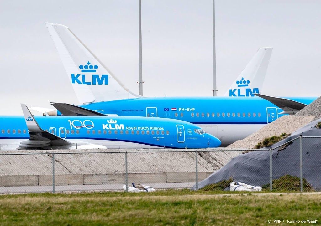 KLM laat vluchtschema steeds meer los