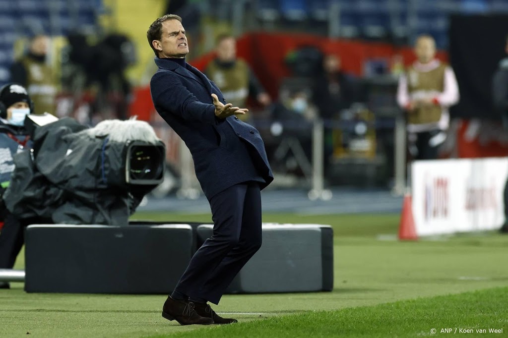De Boer selecteert St. Juste en Stekelenburg voor Oranje