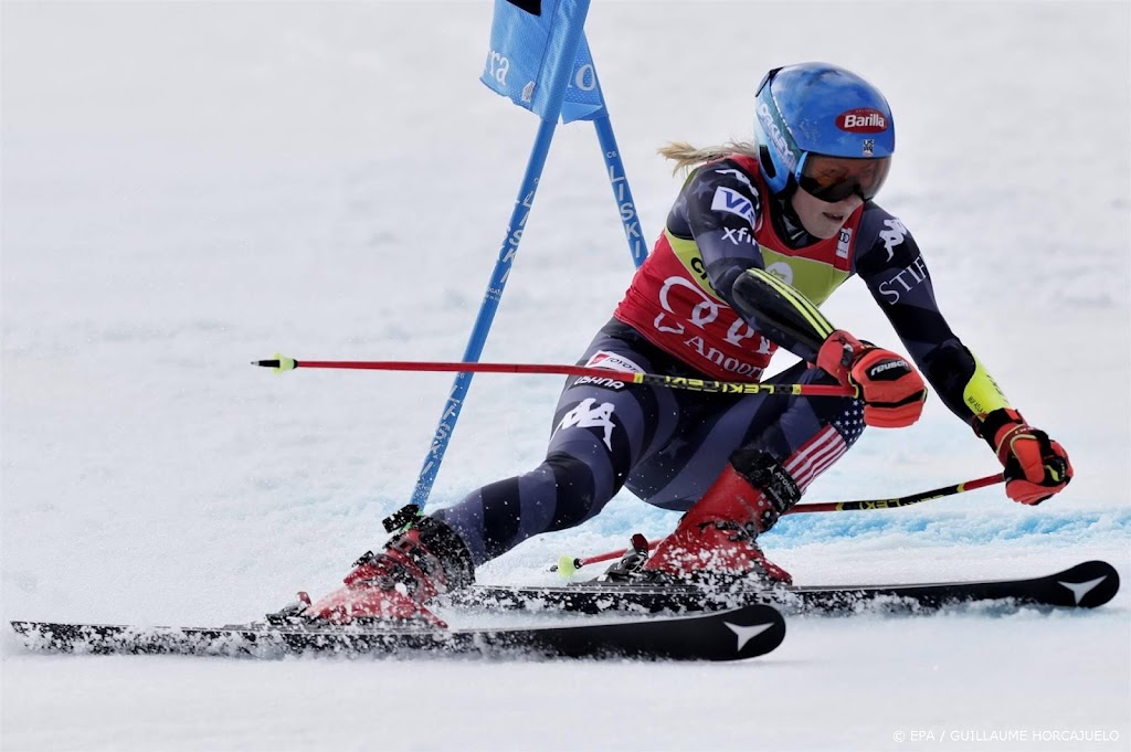 Skiester Shiffrin sluit historisch seizoen af in stijl