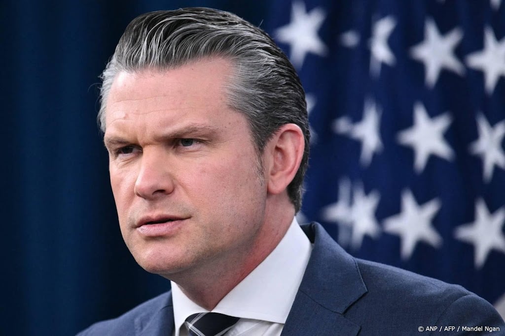 Defensieminister VS: we maken de oorlog in Iran af