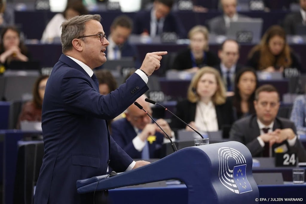 Premier Luxemburg haalt in EU-parlement uit naar lhbti-wet Orbán