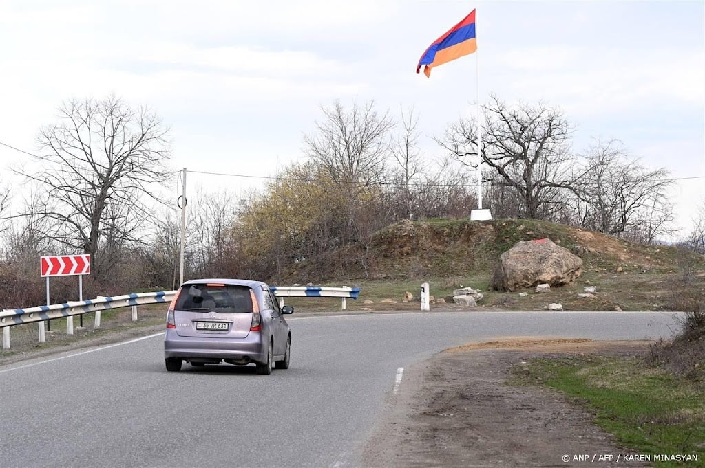 Azerbeidzjan: Armenië geeft bezette grensdorpen terug 