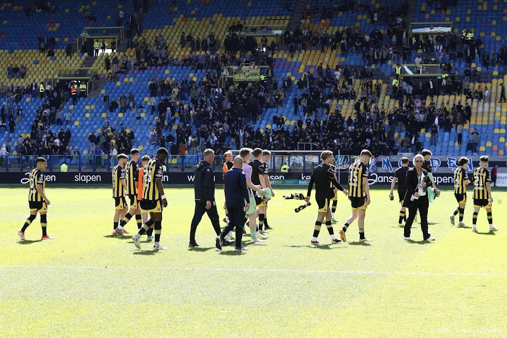 Manier degradatie komt hard aan bij supportersvereniging Vitesse