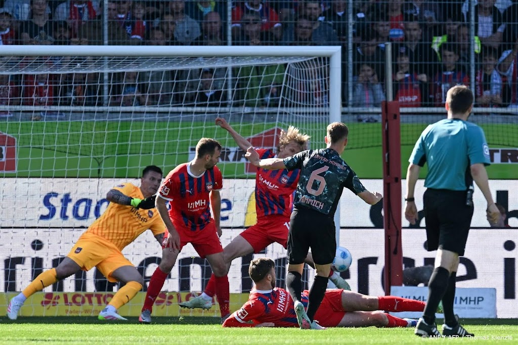 Bayern verwerkt Europese uitschakeling met ruime overwinning