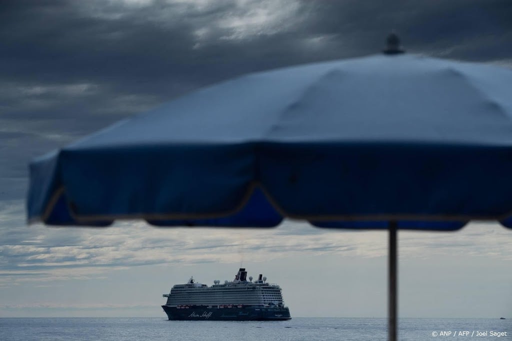 Meerdere cruiseschepen uit Perzische Golf gevaren