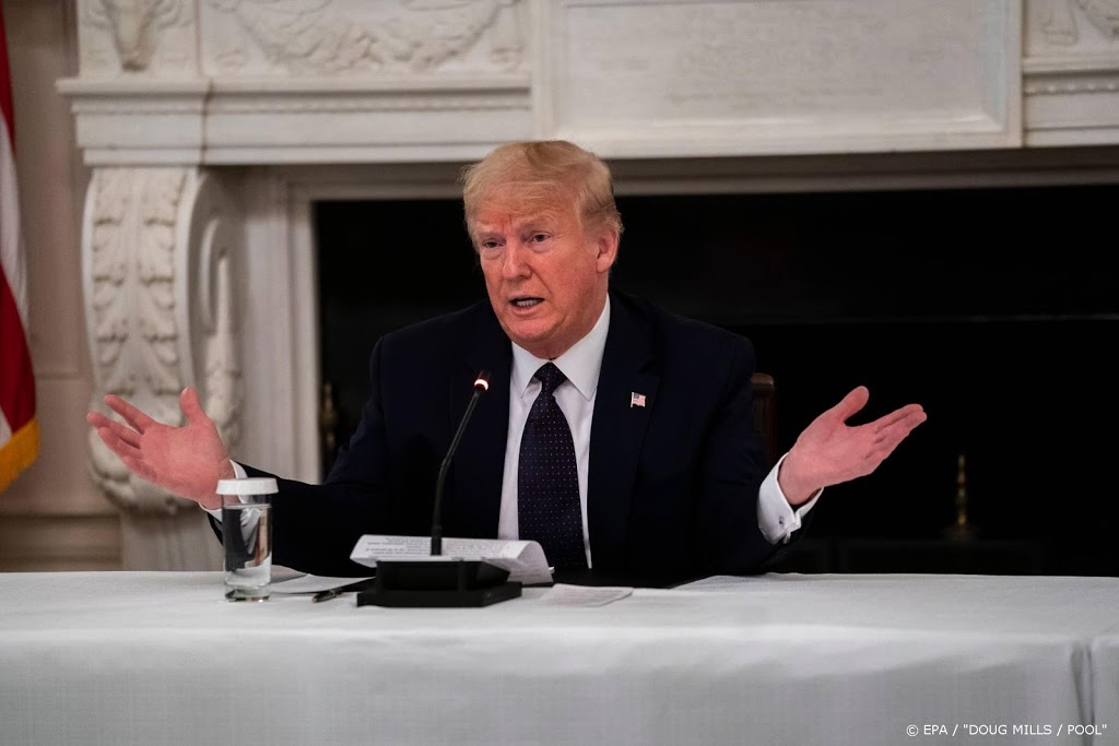 Trump slikt al anderhalve week antimalariamiddel tegen corona