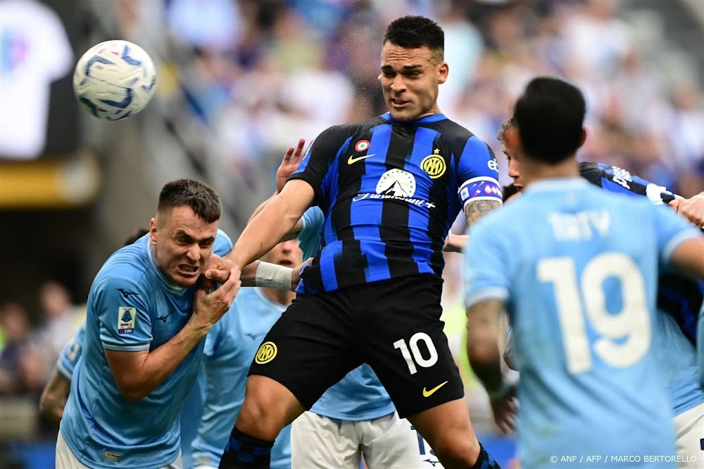 Invaller Dumfries scoort voor Internazionale tegen Lazio