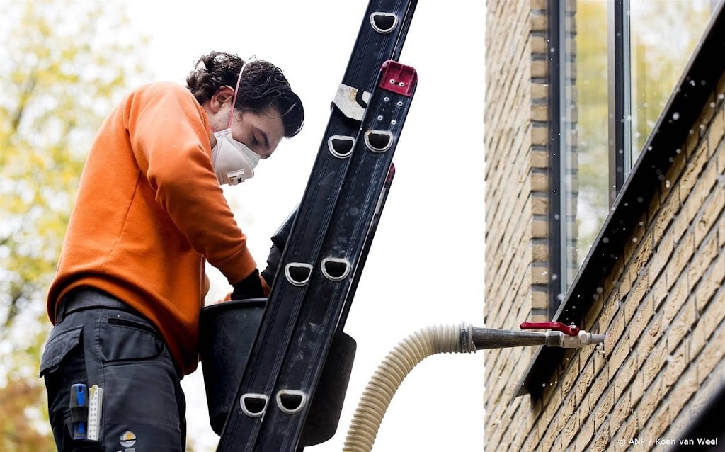 Kabinet stopt 750 miljoen euro in fonds voor verduurzaming huizen
