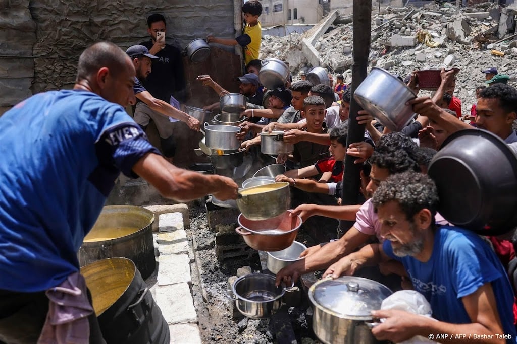 Israël meldt aankomst eerste noodhulp in Gaza in ruim 2 maanden