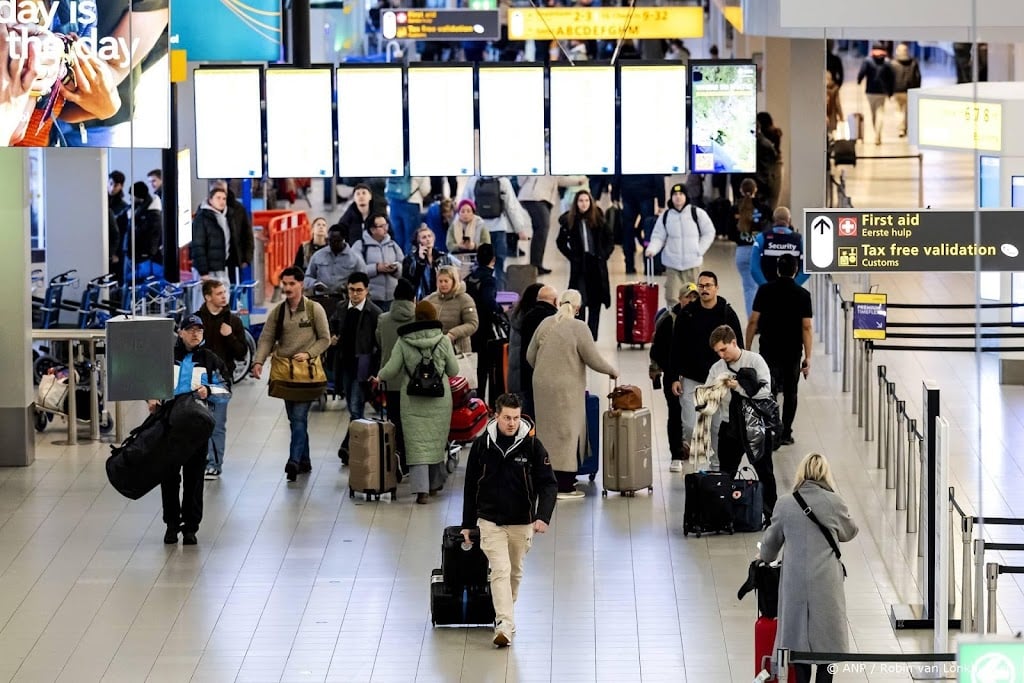 Meer passagiers via Schiphol ondanks oorlog in Midden-Oosten