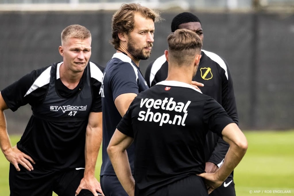 NAC neemt na degradatie afscheid van drie leden technische staf