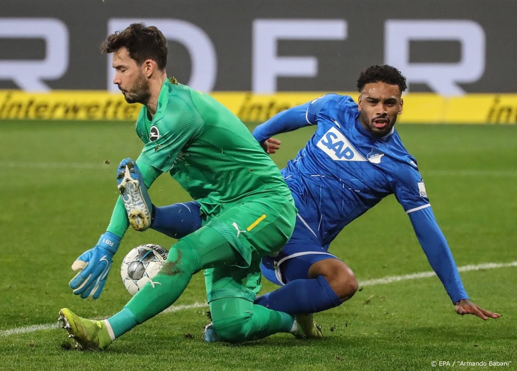 Huurling Locadia langer bij Amerikaanse club van Stam