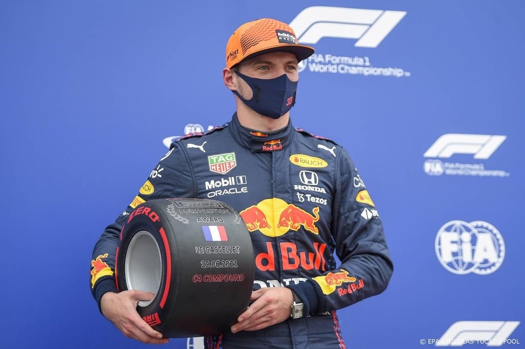 Verstappen krijgt complimenten van teambaas Horner