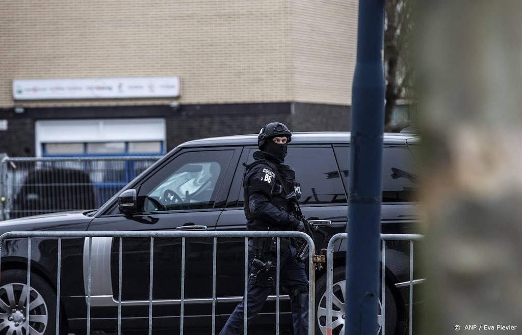 Rechtbank sluit binnen 10 minuten deuren om met Taghi te spreken
