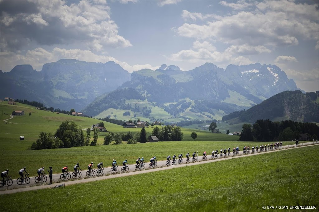 Wielrenster Gasparrini wint in sprint derde etappe in Zwitserland