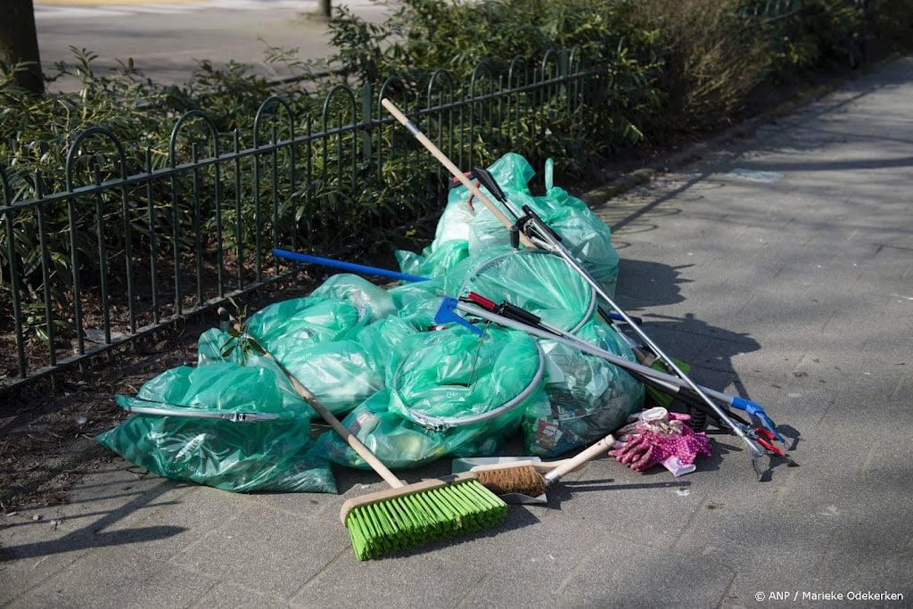 Ook stakingen in schoonmaak en metaalsector tegen kabinetsplannen