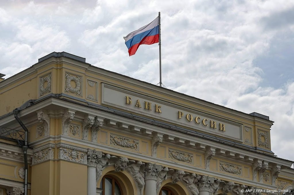 Russische centrale bank verlaagt rente om economie te steunen