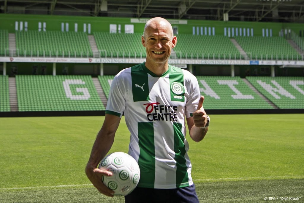 Robben ontbreekt op eerste training FC Groningen