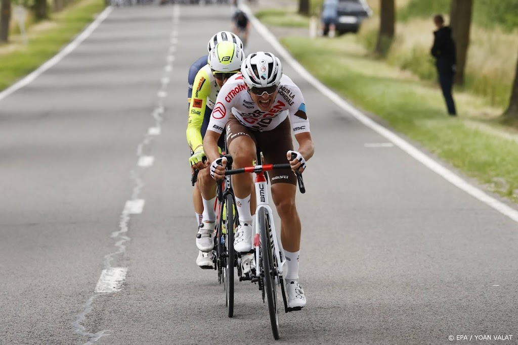 Wielerploeg AG2R nog met drie in Tour na twee coronagevallen