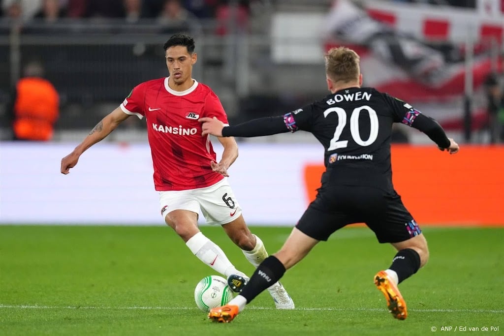 AZ bevestigt transfer van Reijnders naar AC Milan  