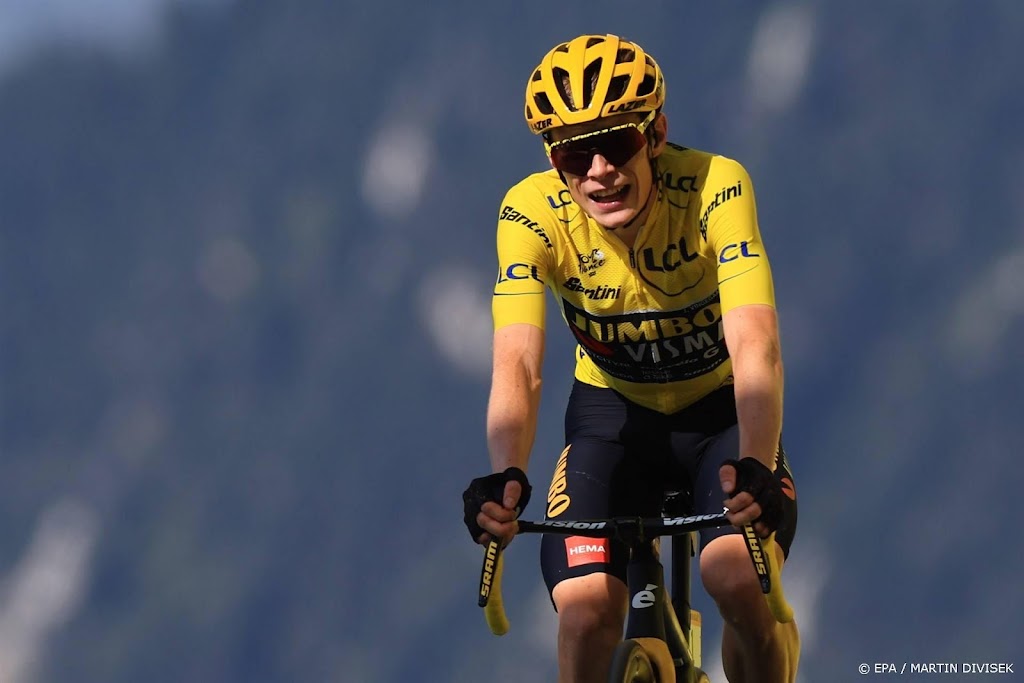 Vingegaard noemt marge op Pogacar in Tour 'ongelooflijk'