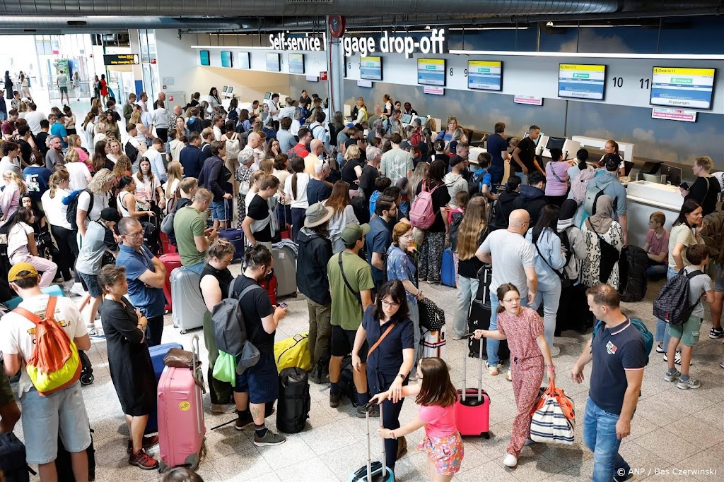 Vertraging op Eindhoven Airport loopt op door storing