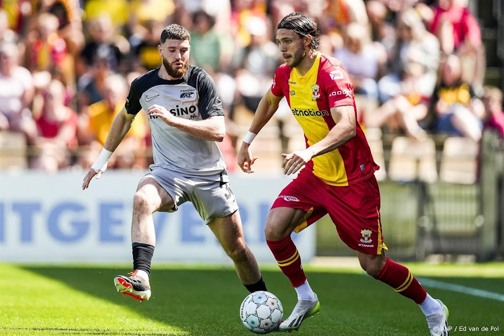 Go Ahead verkoopt Willumsson voor recordsom aan Birmingham City