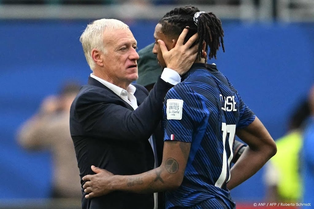 Deschamps voelt zich bij afscheid schuldig aan slecht begin