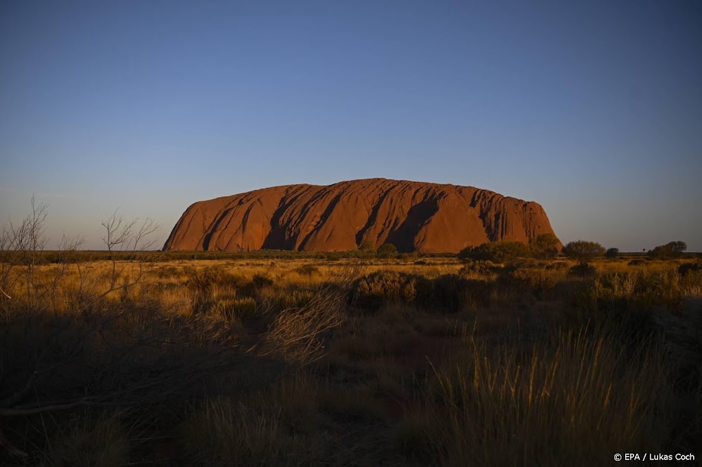 Eerste veroordeling in Australië voor beklimmen Uluru