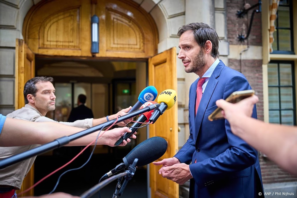 Kamer komt terug van reces voor debat over uitspraken Hoekstra