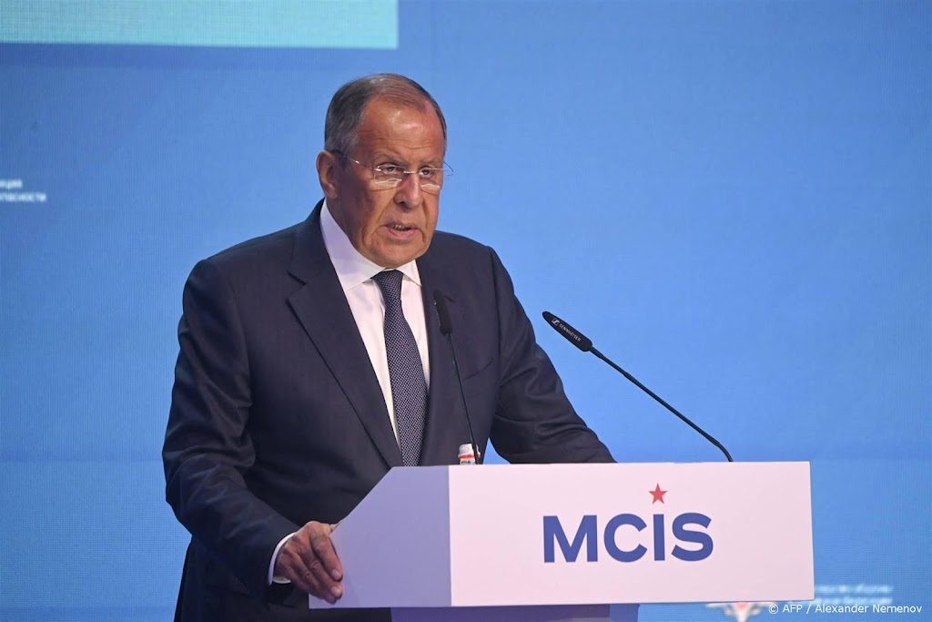 Lavrov: kernwapenbezit Rusland is reactie op bedreigingen