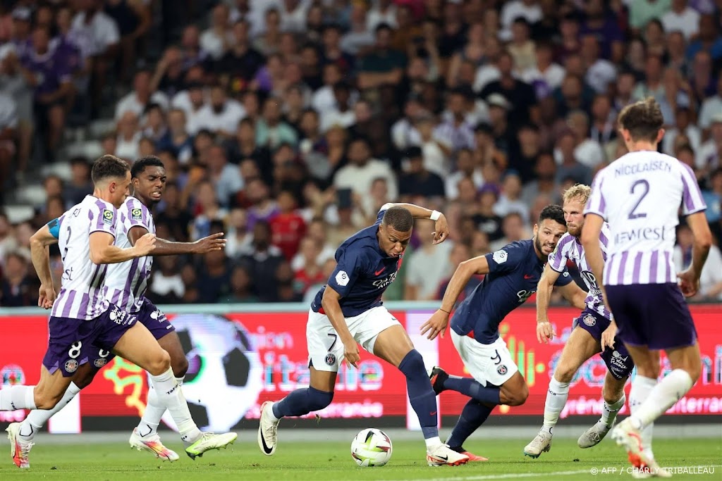 Aboukhlal voorkomt dat PSG wint bij rentree scorende Mbappé
