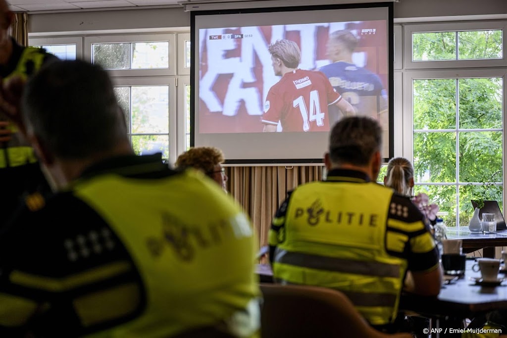 Supporterscollectief positief over voetbalduels zonder politie 