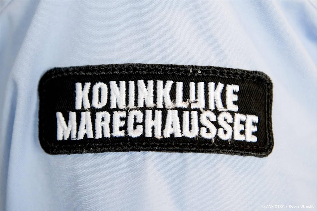 Bewoner zorginstelling met nepwapen opgepakt op militair terrein 