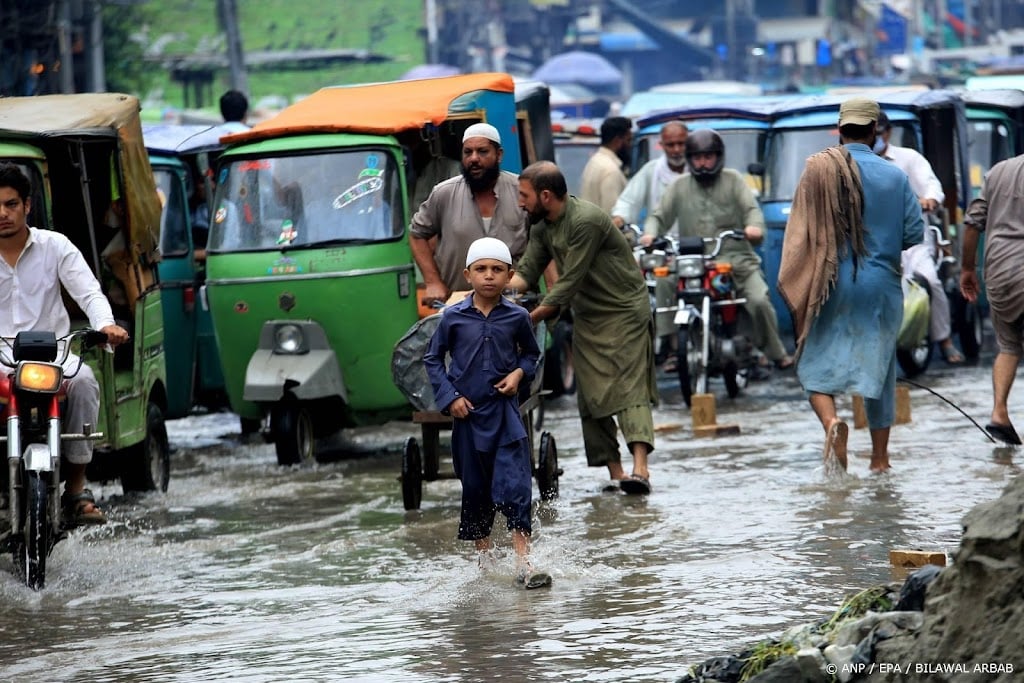 Dodental moessonregens Pakistan blijft oplopen