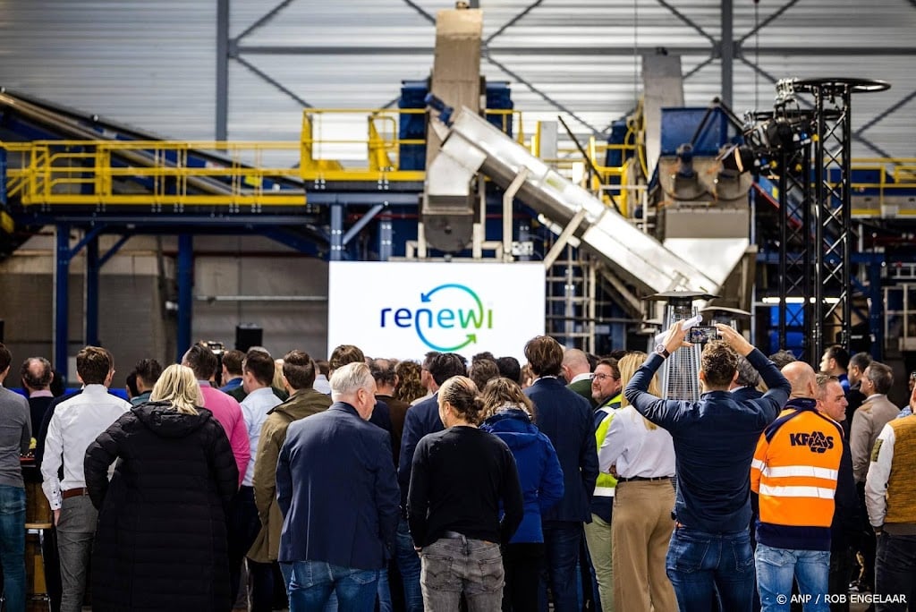 Afvalverwerker Renewi schrapt ook tientallen banen in Nederland