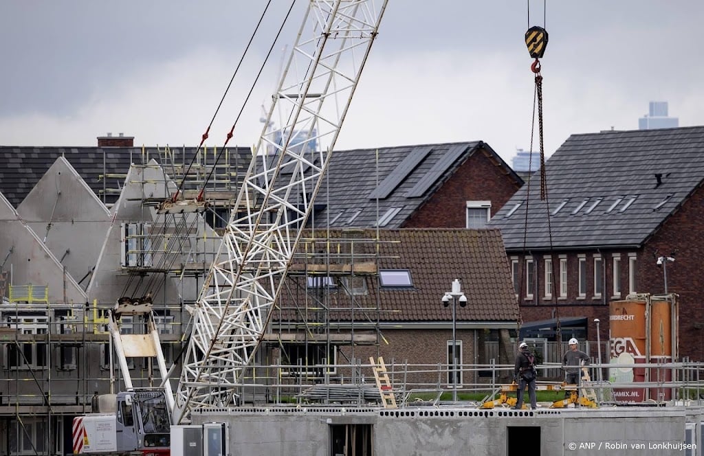 Veel meer bouwvergunningen in aanloop naar regels netcongestie