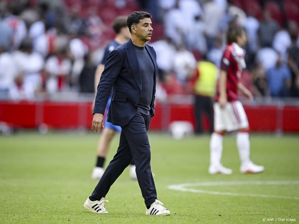 Ajax-trainer Míchel hamert op scherpte voor uitduel met FC Sion 