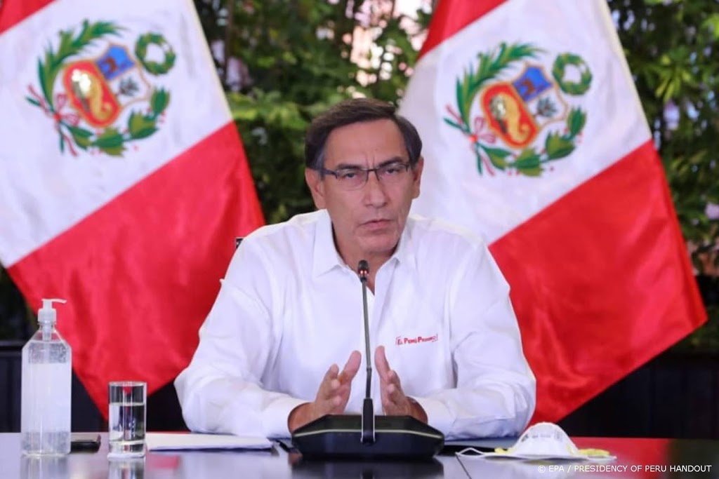 President Vizcarra van Peru overleeft stemming om afzetting