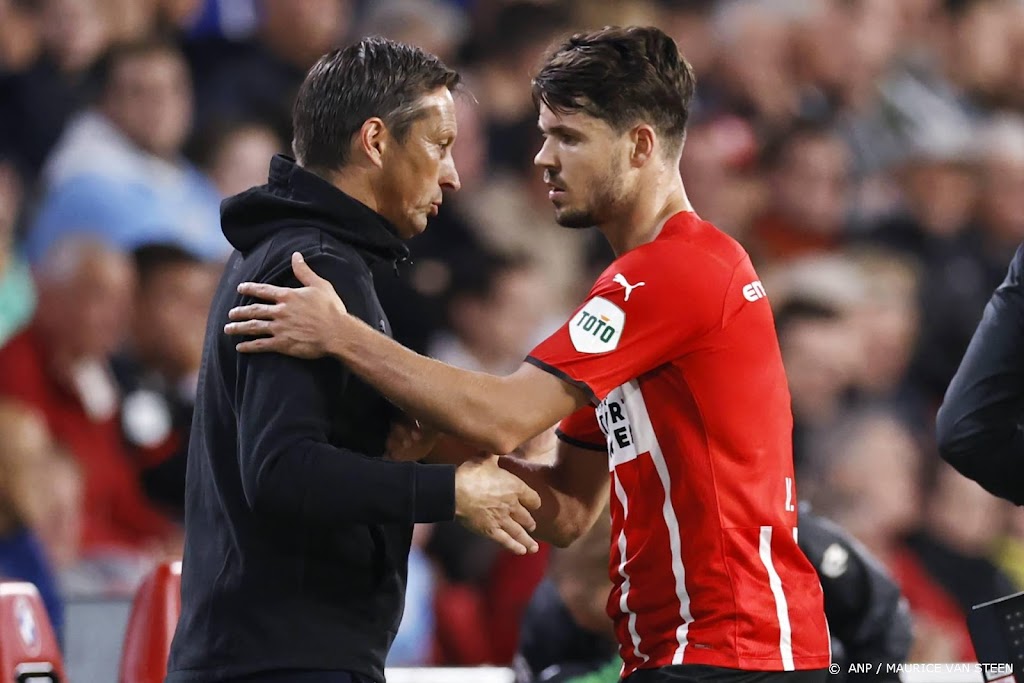 PSV begint thuisduel met Feyenoord zonder Van Ginkel en Madueke