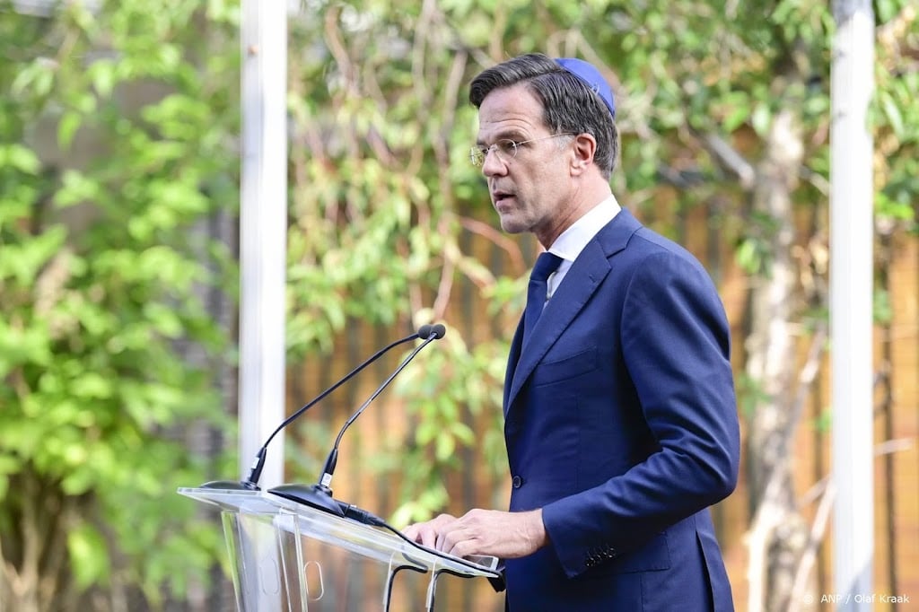 Rutte: elke naam op Holocaustmonument is een monument op zich