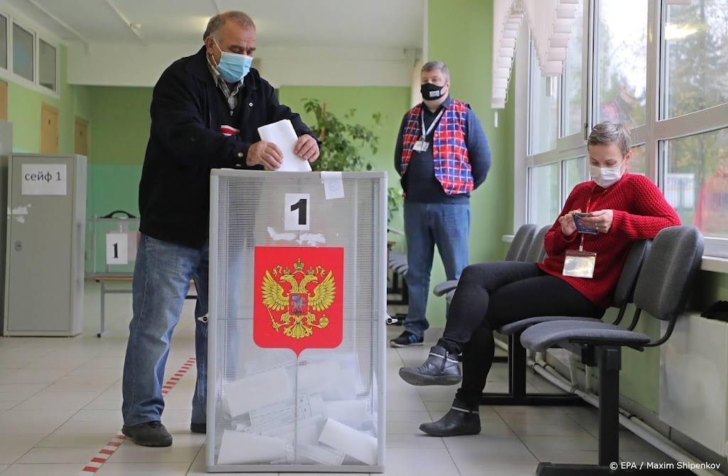 Partij van Poetin na eerste resultaten aan kop bij verkiezingen