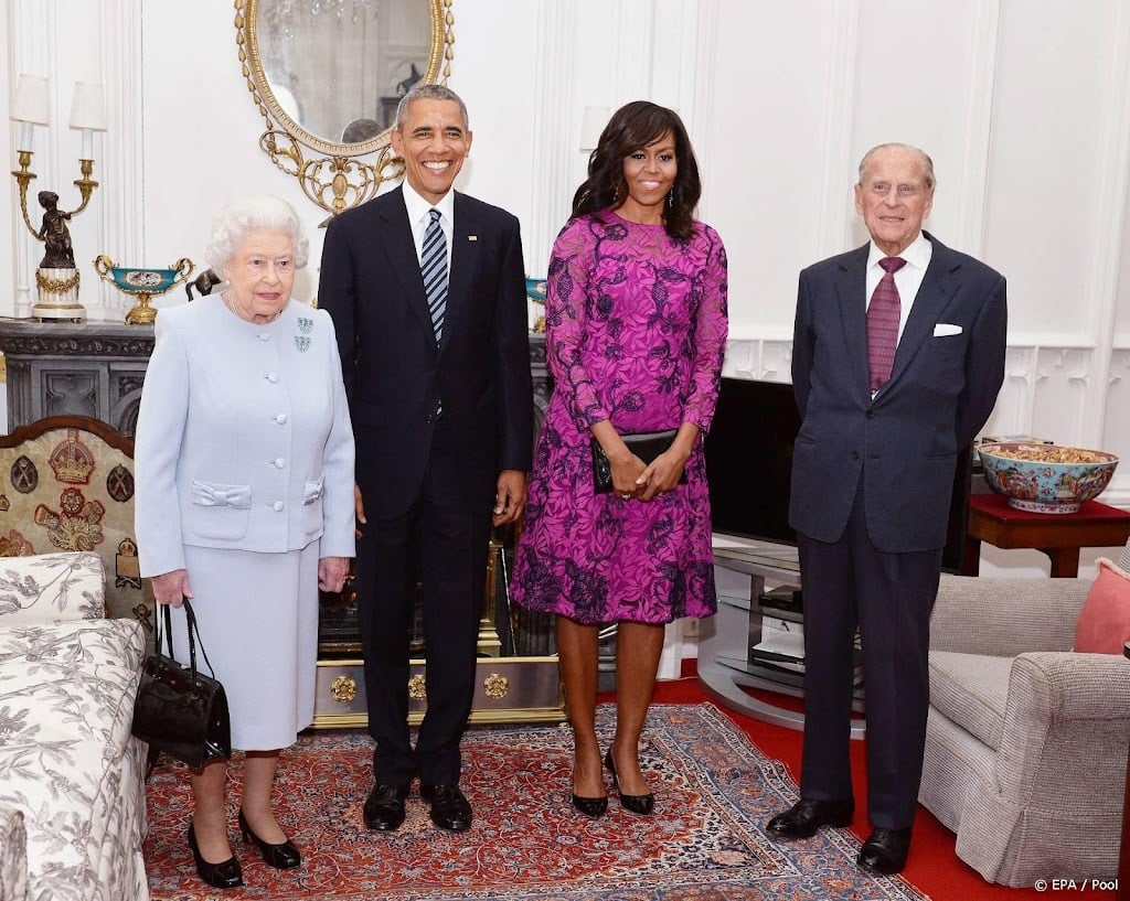Obama: Elizabeth liet mijn dochters rondrijden in gouden koets