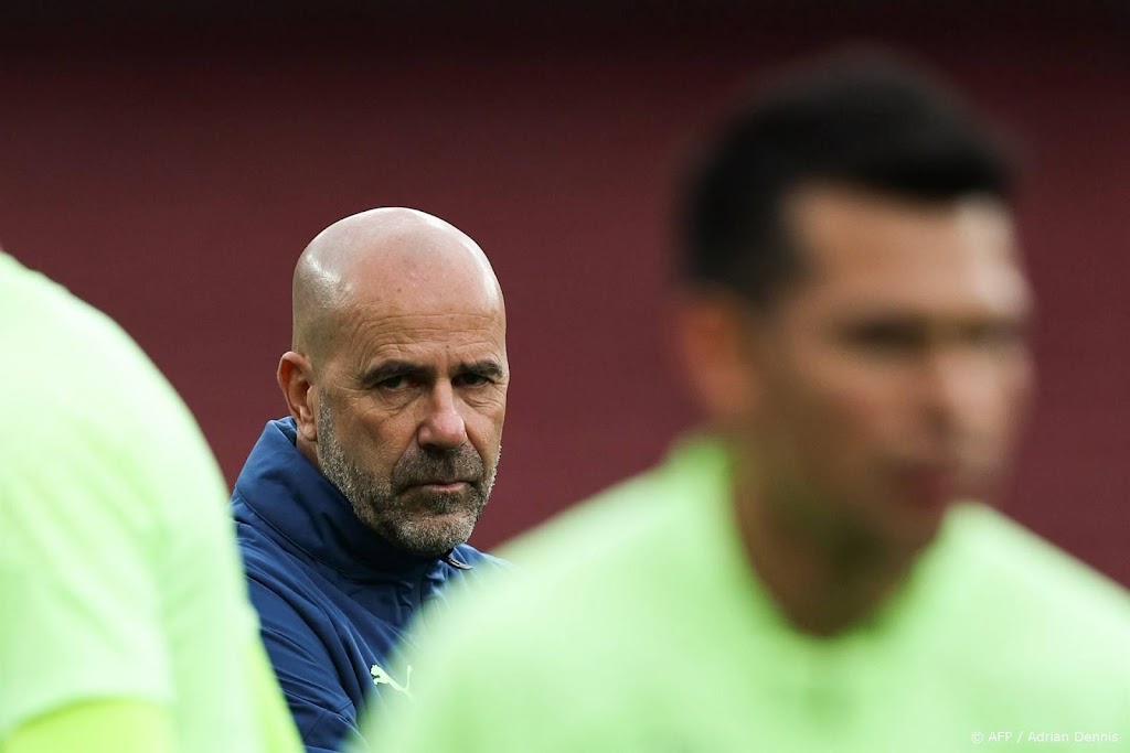 Bosz wil ook in zware uitduel met Arsenal voor aanval kiezen